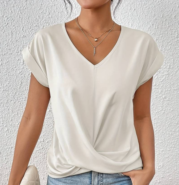 Timeless Basics | Ione V-Neck Top