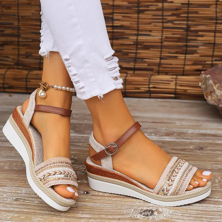 Sunny Steps | Lilah Sandals